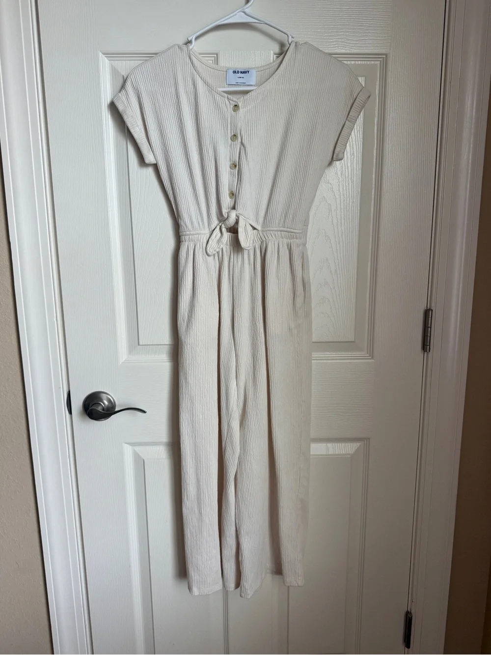 Old Navy Cream Ribbed Button-Front Tie-Waist Jumpsuit